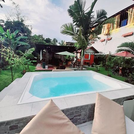 Hostal Estrella De Agua 萨兰托 外观 照片