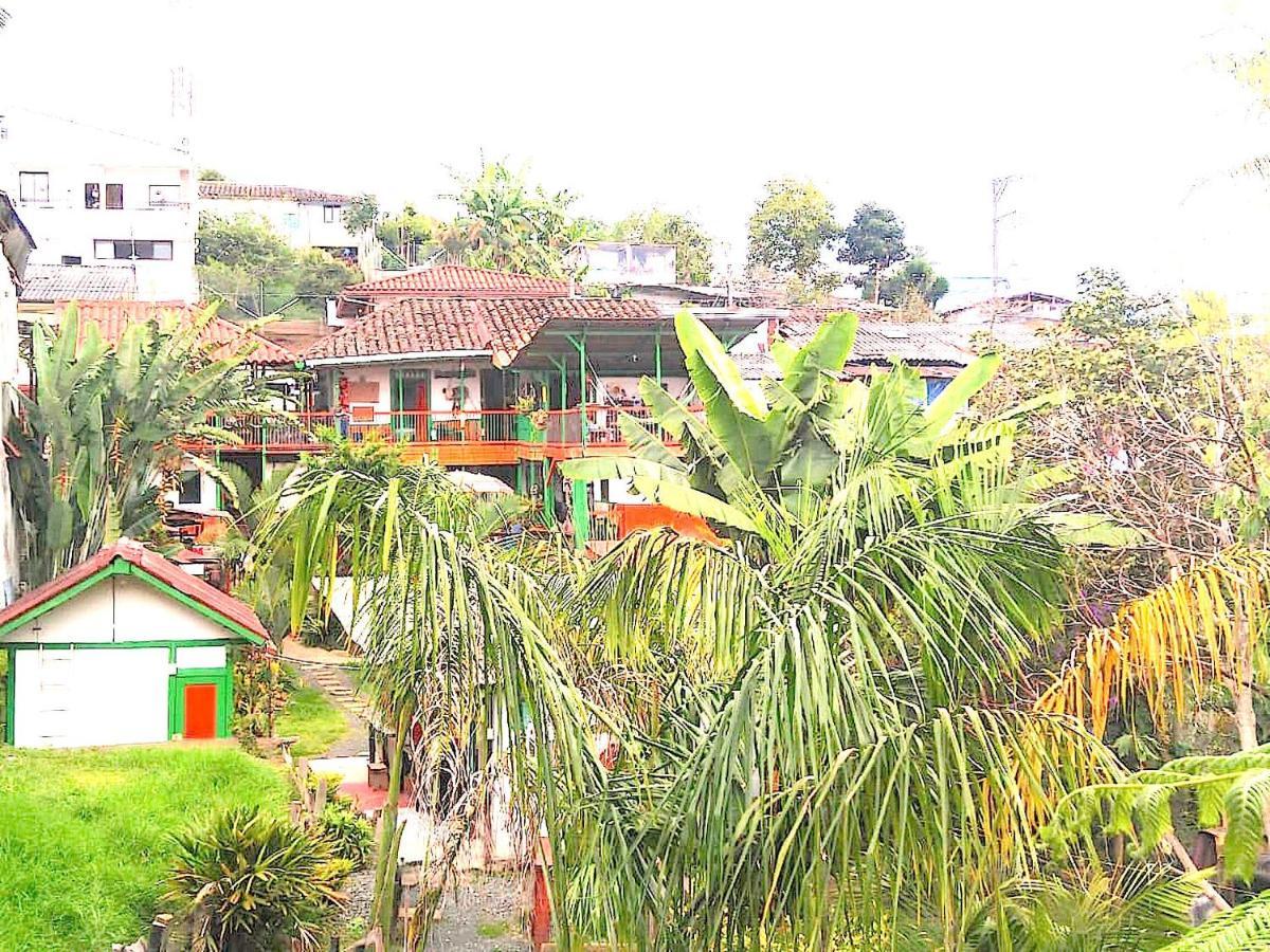 Hostal Estrella De Agua 萨兰托 外观 照片