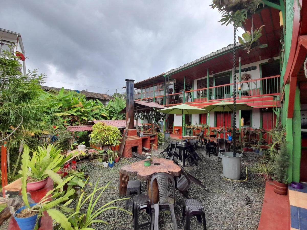 Hostal Estrella De Agua 萨兰托 外观 照片