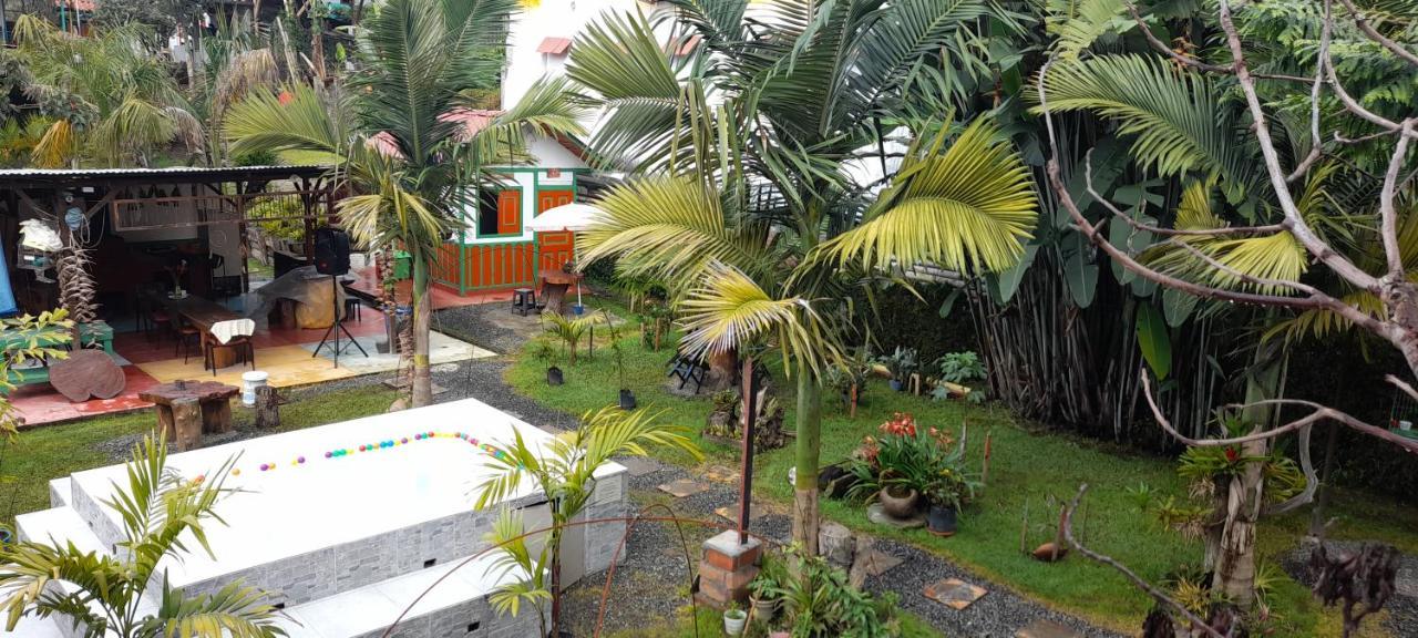 Hostal Estrella De Agua 萨兰托 外观 照片