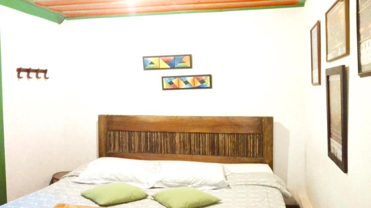 Hostal Estrella De Agua 萨兰托 外观 照片